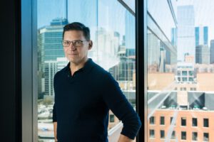 Advantage Solutions CEO Dave Peacock appointed to NextUp board of directors, as company grows partnership to advance women leaders